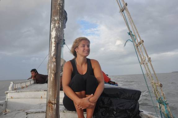 No barco durante a viagem entre Apicum Açu e a Ilha de Lençóis, nas Reentrâncias Maranhenses - MA